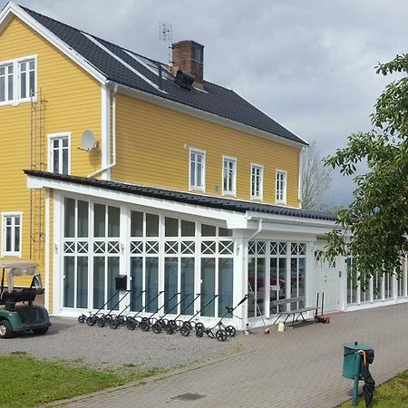 Melleruds Golfklubb Bed & Breakfast Экстерьер фото