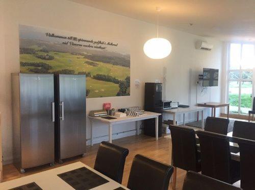 Melleruds Golfklubb Bed & Breakfast Экстерьер фото