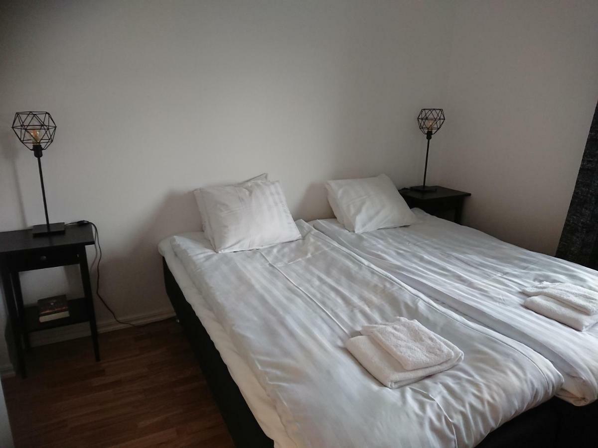 Melleruds Golfklubb Bed & Breakfast Экстерьер фото