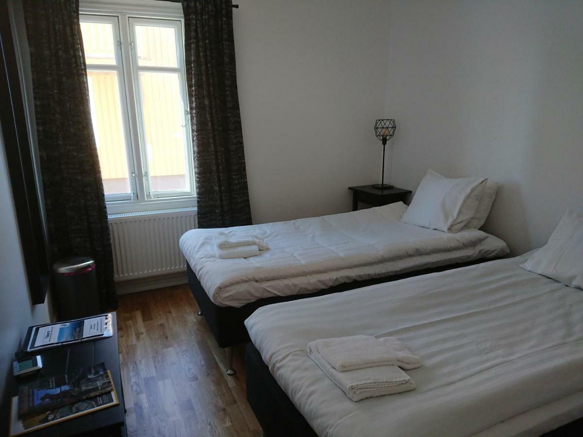 Melleruds Golfklubb Bed & Breakfast Экстерьер фото