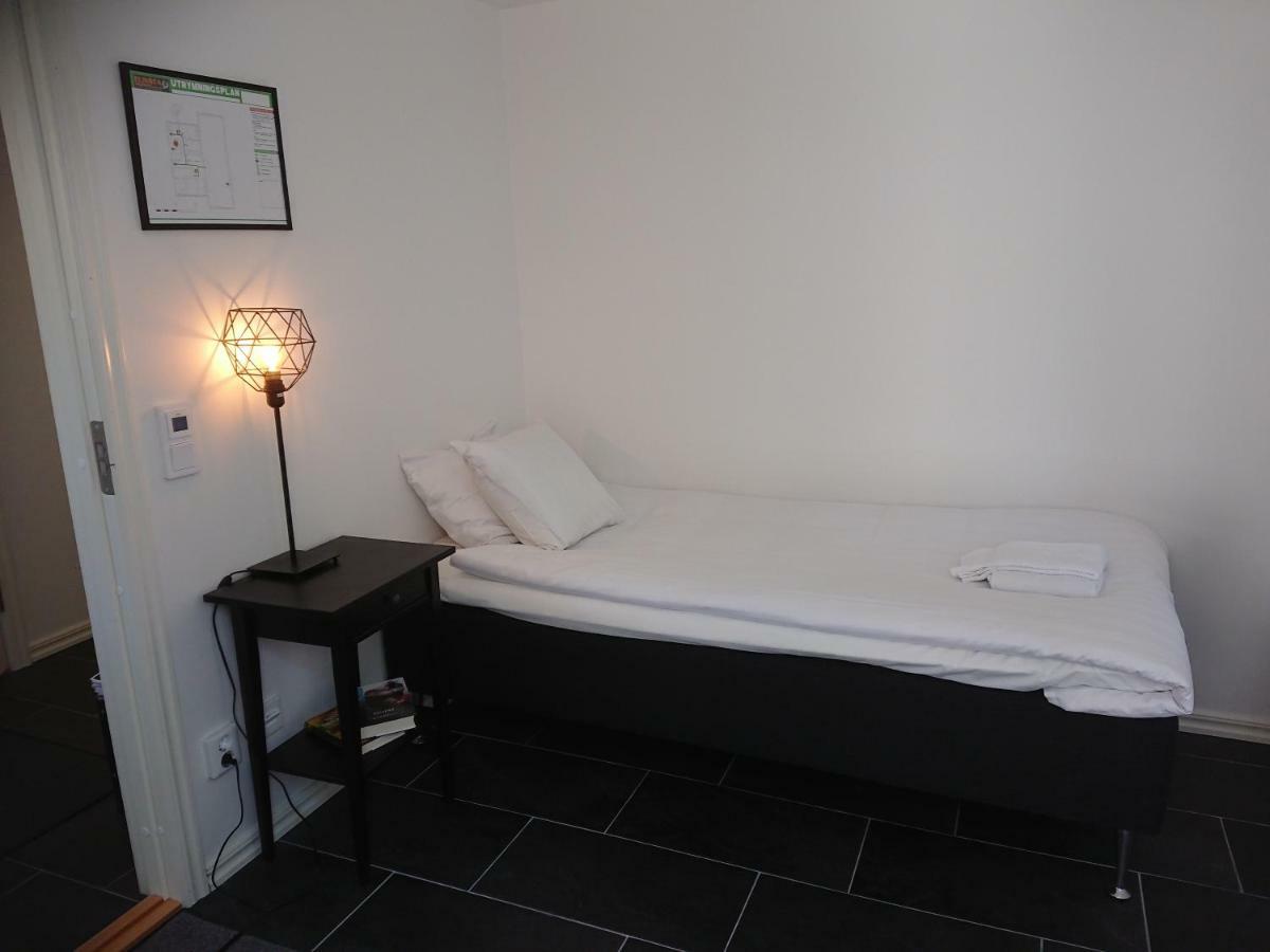 Melleruds Golfklubb Bed & Breakfast Экстерьер фото
